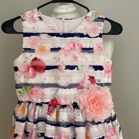 Bonnie Jean Sleeveless Girls Dress Floral with rose on waist, size 12 - Picture 2 of 14